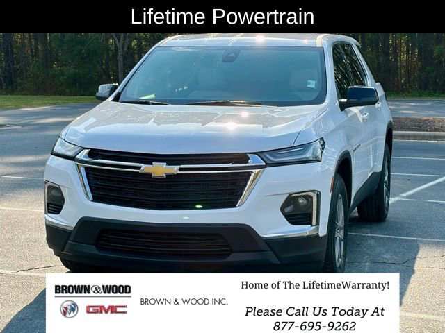 Used 2023 Chevrolet Traverse LS image 1