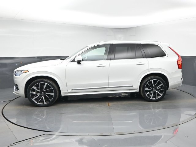Used 2025 Volvo XC90 B5 Plus w/ Protection Package Premier AWD/4WD image 4