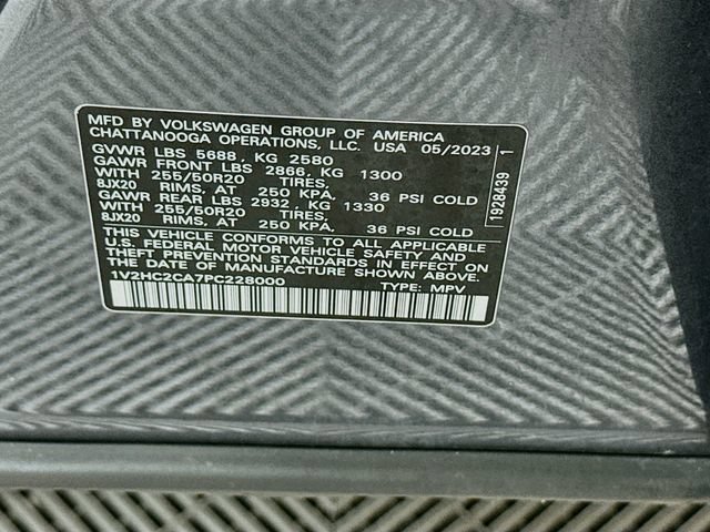 Certified 2023 Volkswagen Atlas Cross Sport SE AWD/4WD image 32
