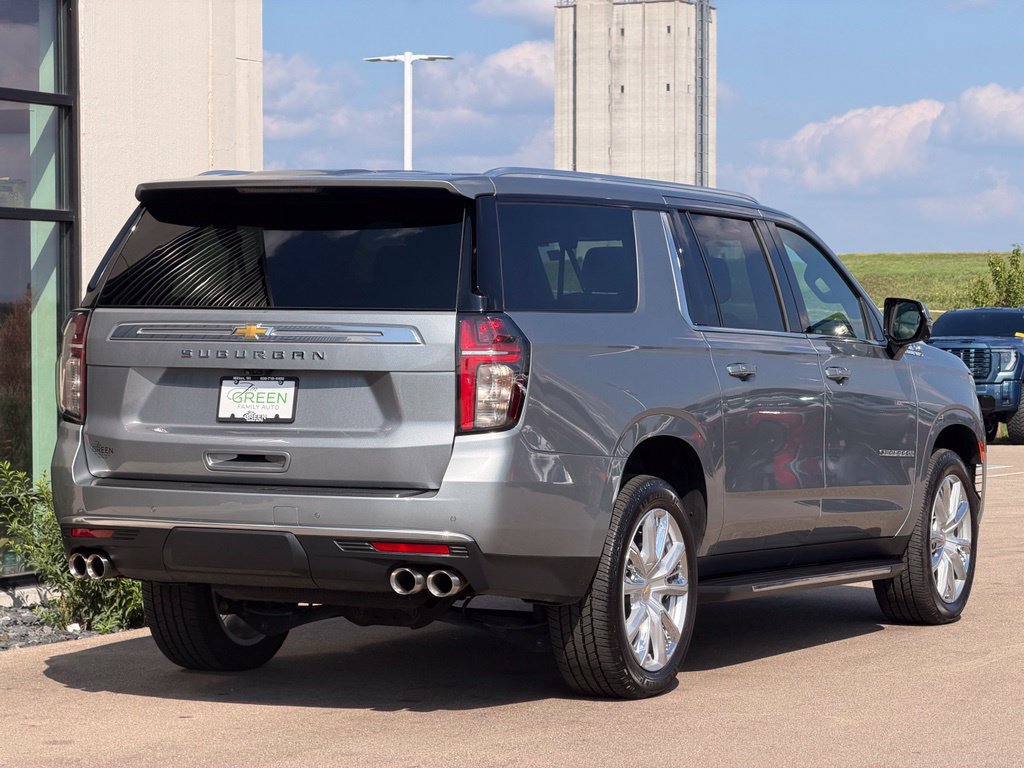 Used 2023 Chevrolet Suburban High Country w/ Max Trailering Package AWD/4WD image 5