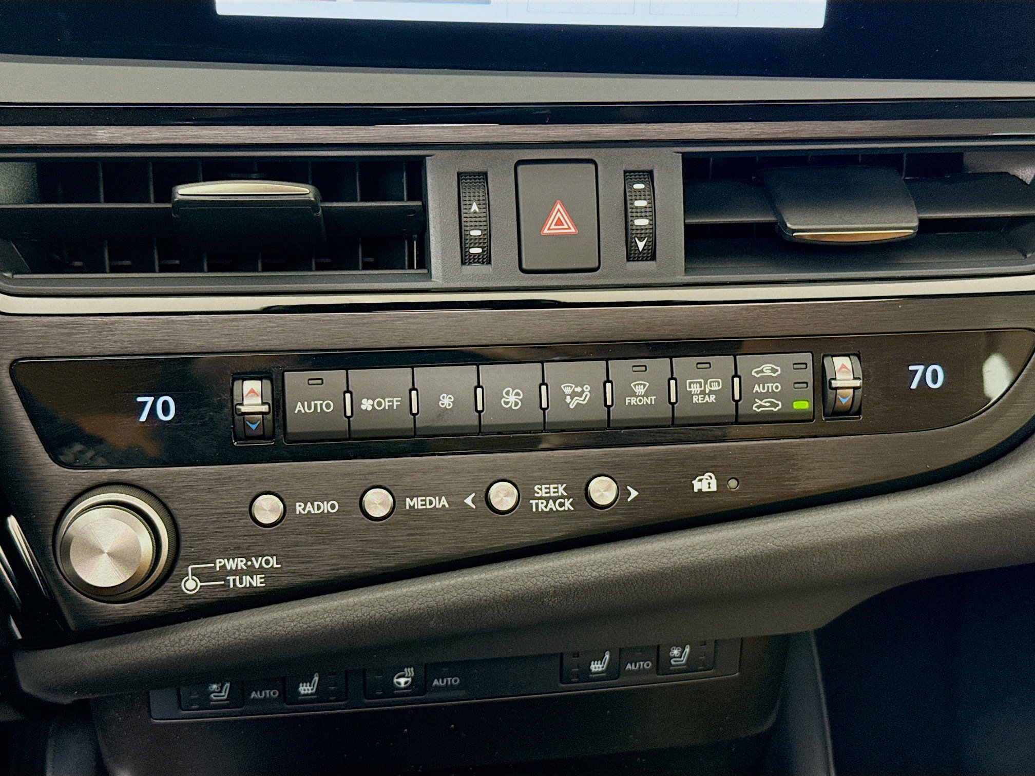 Certified 2023 Lexus ES 350 w/ Premium Package image 17