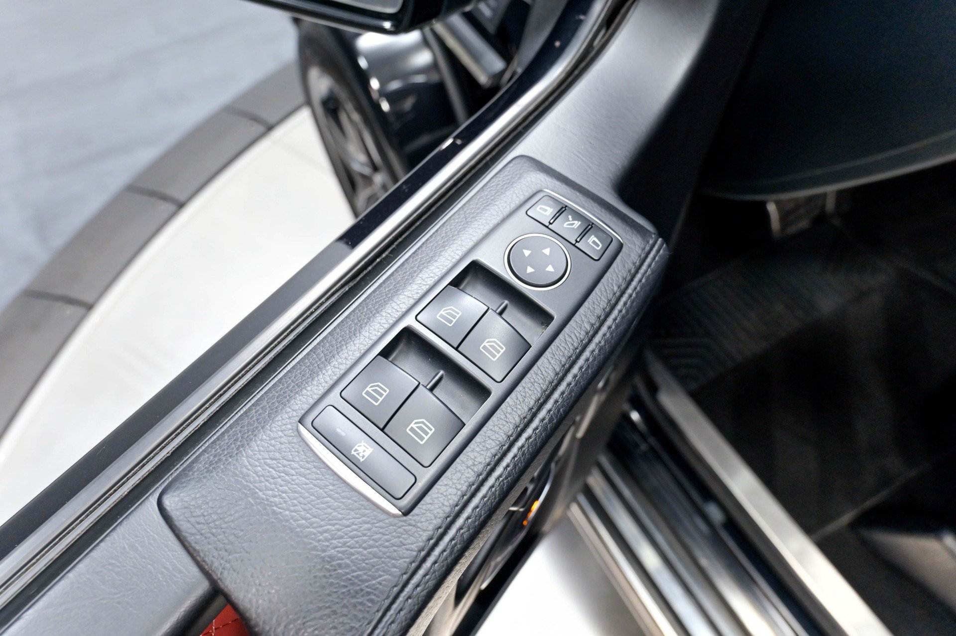 Used 2017 Mercedes-Benz G 63 AMG 4MATIC image 56