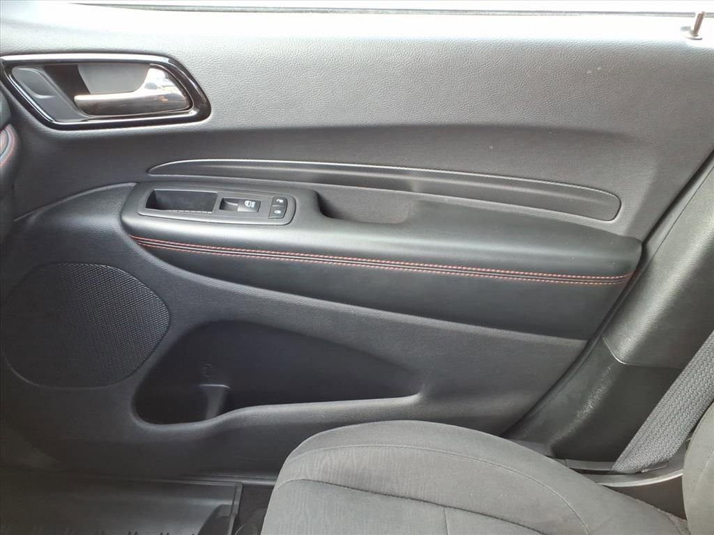 Used 2023 Dodge Durango GT image 28