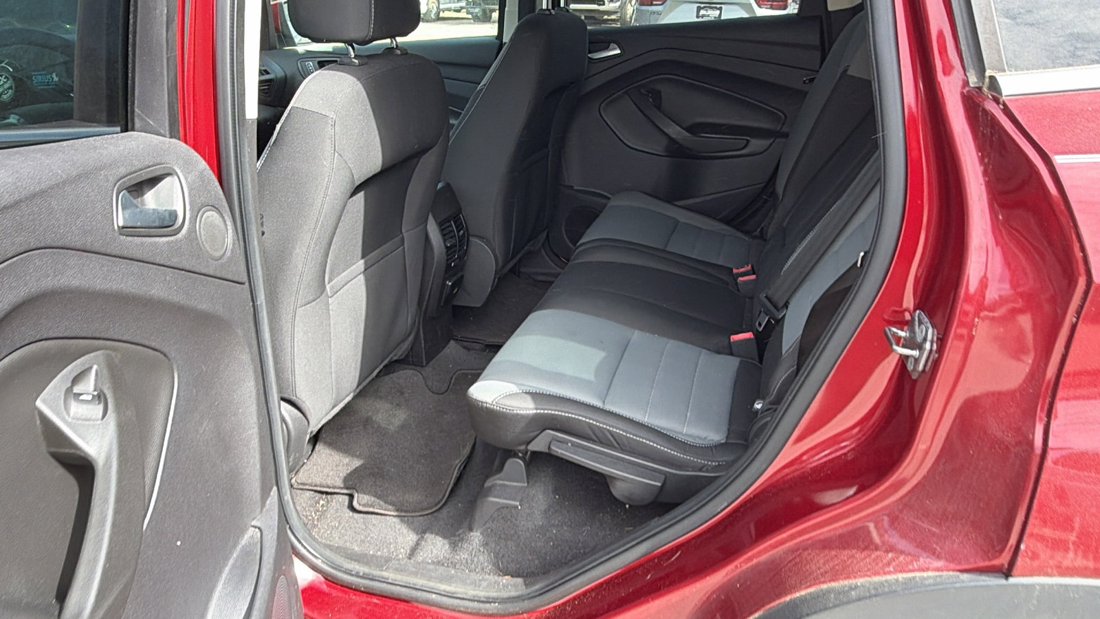 Used 2013 Ford Escape SE image 23