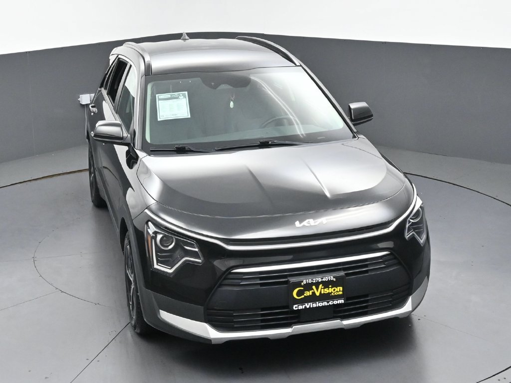 Used 2023 Kia Niro EX FWD image 42