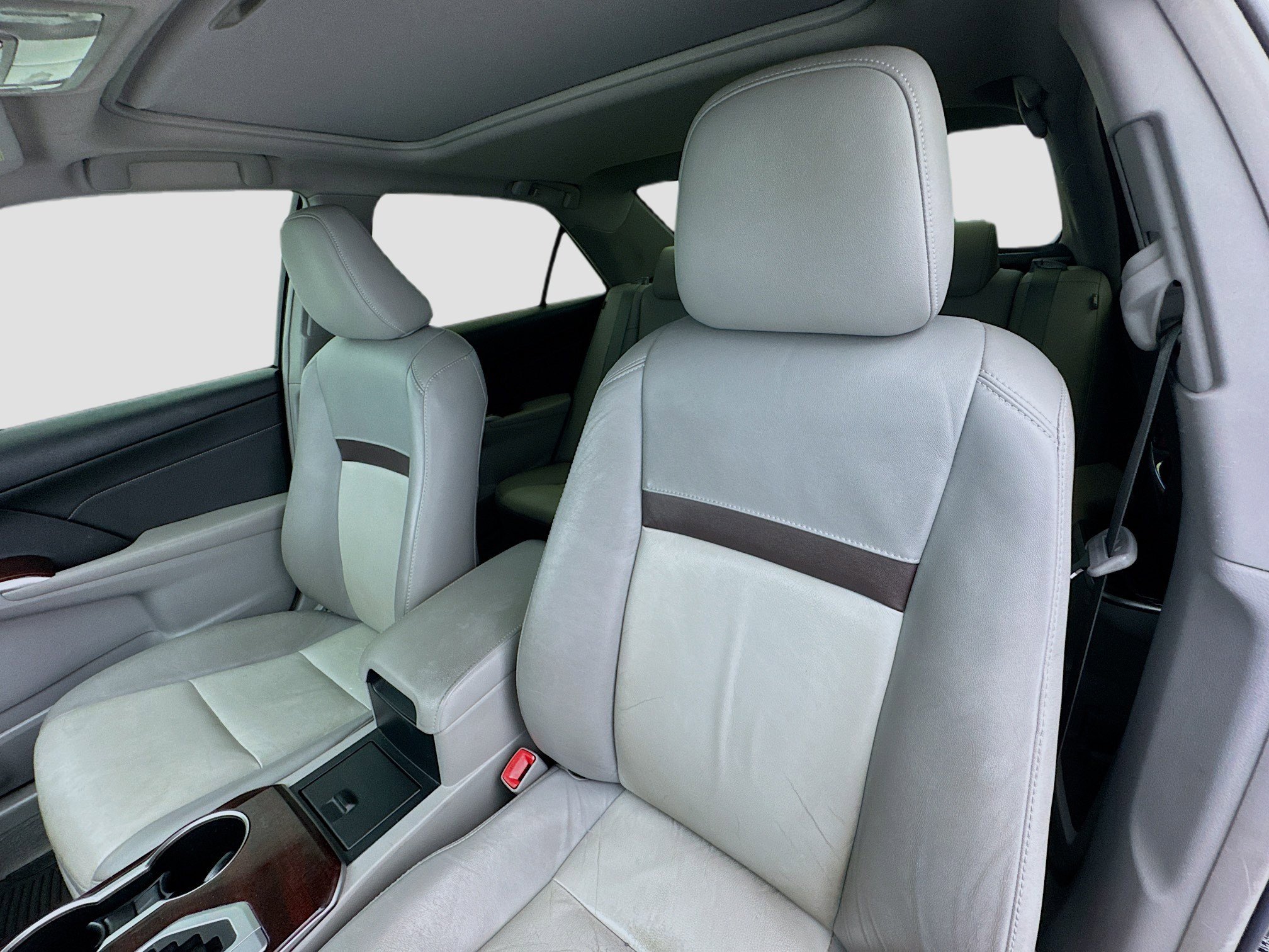 Used 2013 Toyota Camry XLE w/ Leather Pkg image 13