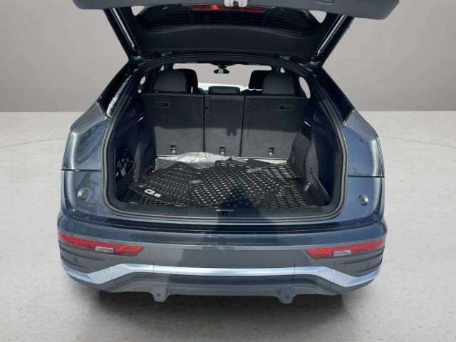 Certified 2025 Audi Q5 2.0T Premium Plus w/ Premium Plus Package image 33