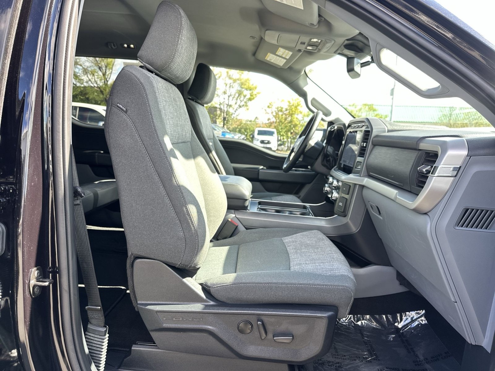 Used 2023 Ford F150 XLT w/ Equipment Group 302A High AWD/4WD image 27