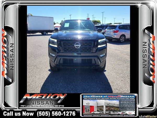 Used 2023 Nissan Frontier SV w/ Midnight Edition Package image 5