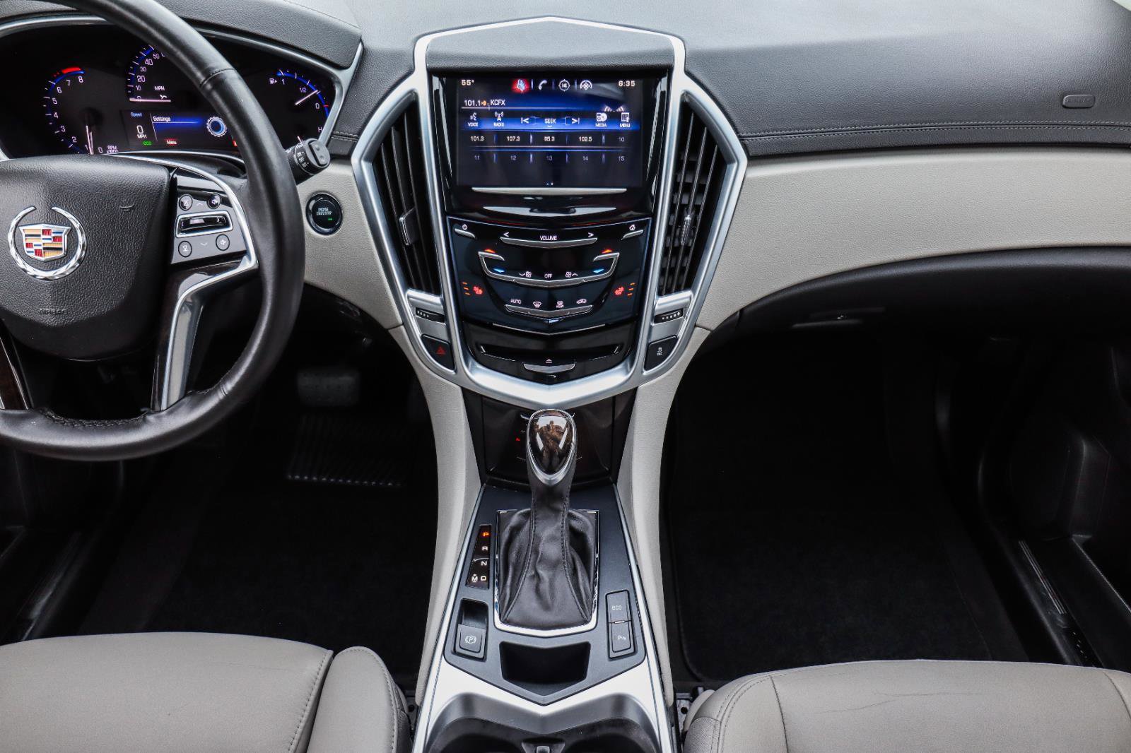 Used 2015 Cadillac SRX Luxury image 24