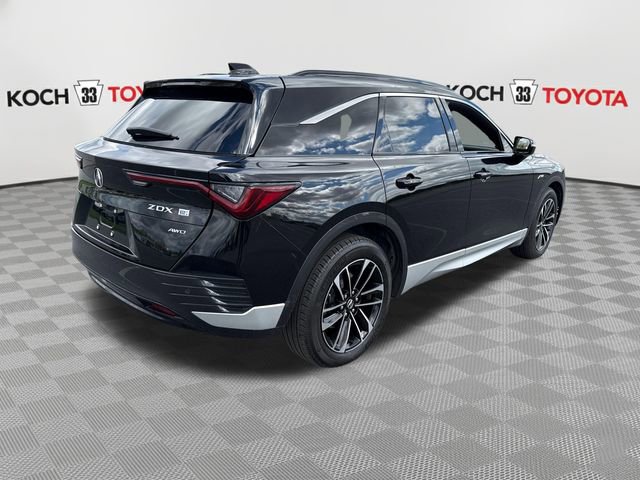 Used 2024 Acura ZDX A-Spec image 8