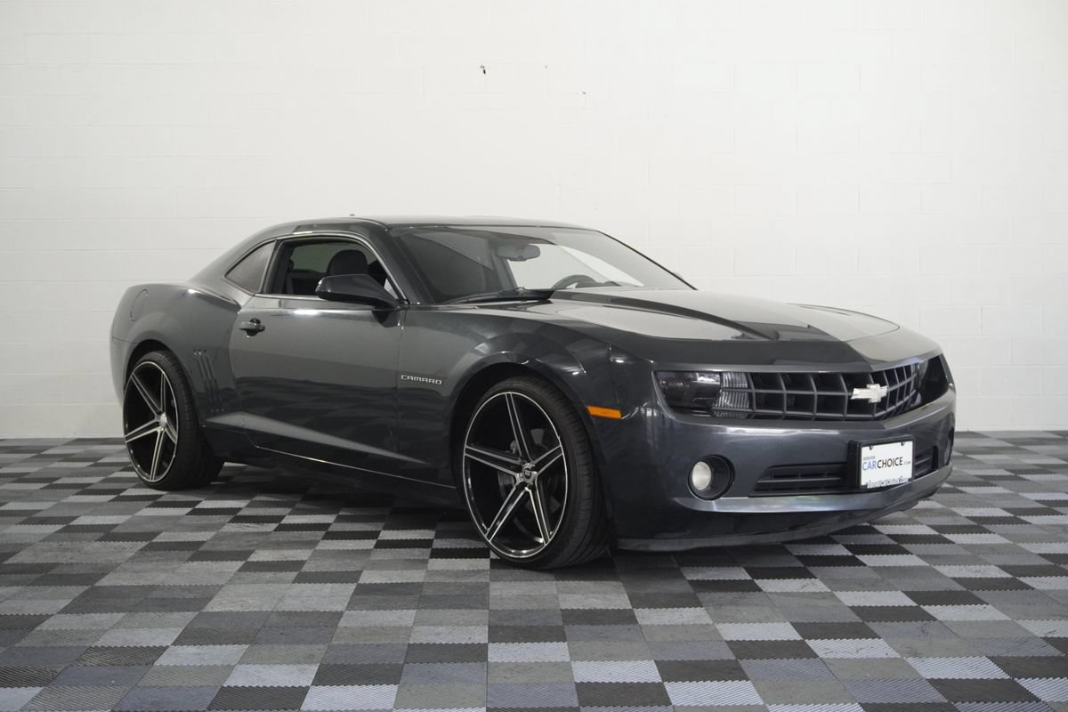 Used 2012 Chevrolet Camaro LS RWD image 8