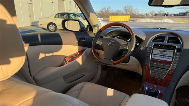 Used 2010 Lexus ES 350 image 15