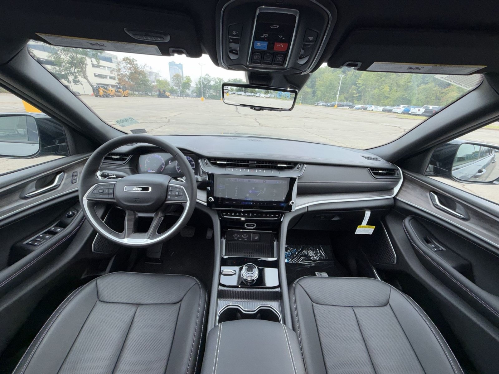 New 2026 Jeep Grand Cherokee Limited AWD/4WD image 23
