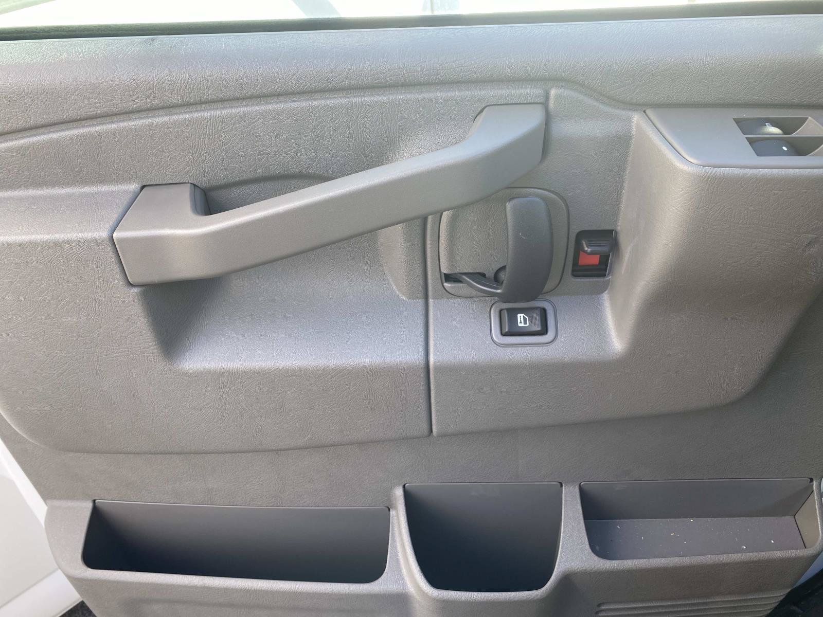 New 2023 GMC Savana 3500 w/ Power Convenience Package RWD image 11