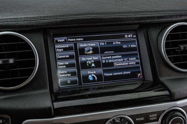 Used 2015 Land Rover LR4 HSE LUX image 31