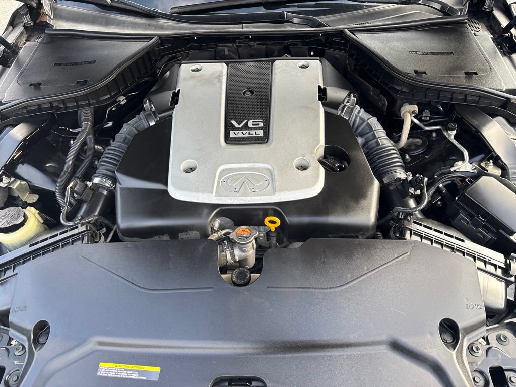 Used 2015 INFINITI Q50 Premium w/ Navigation Package RWD image 11