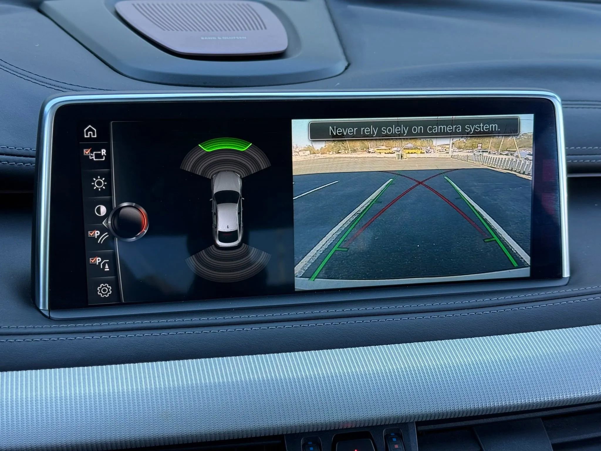 Used 2017 BMW X6 M image 21