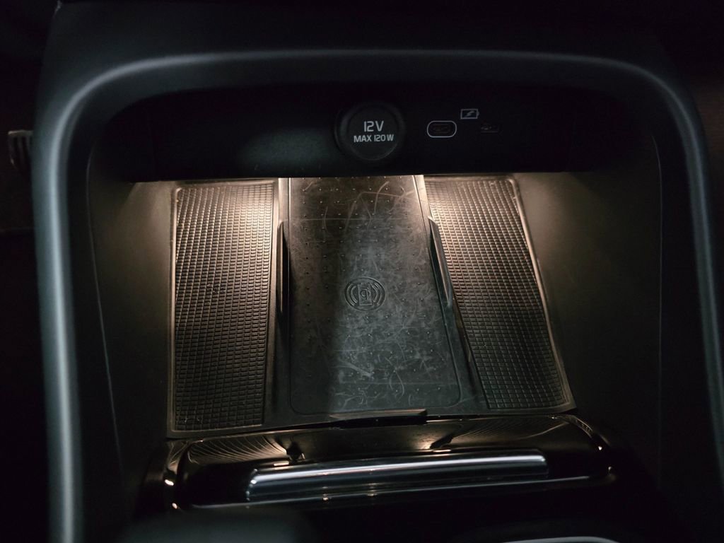 Certified 2023 Volvo C40 P8 Recharge Ultimate image 67