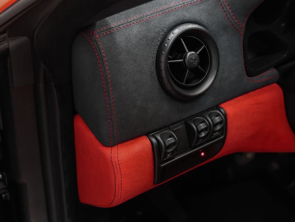 Used 2004 Ferrari 360 Challenge Stradale RWD image 48