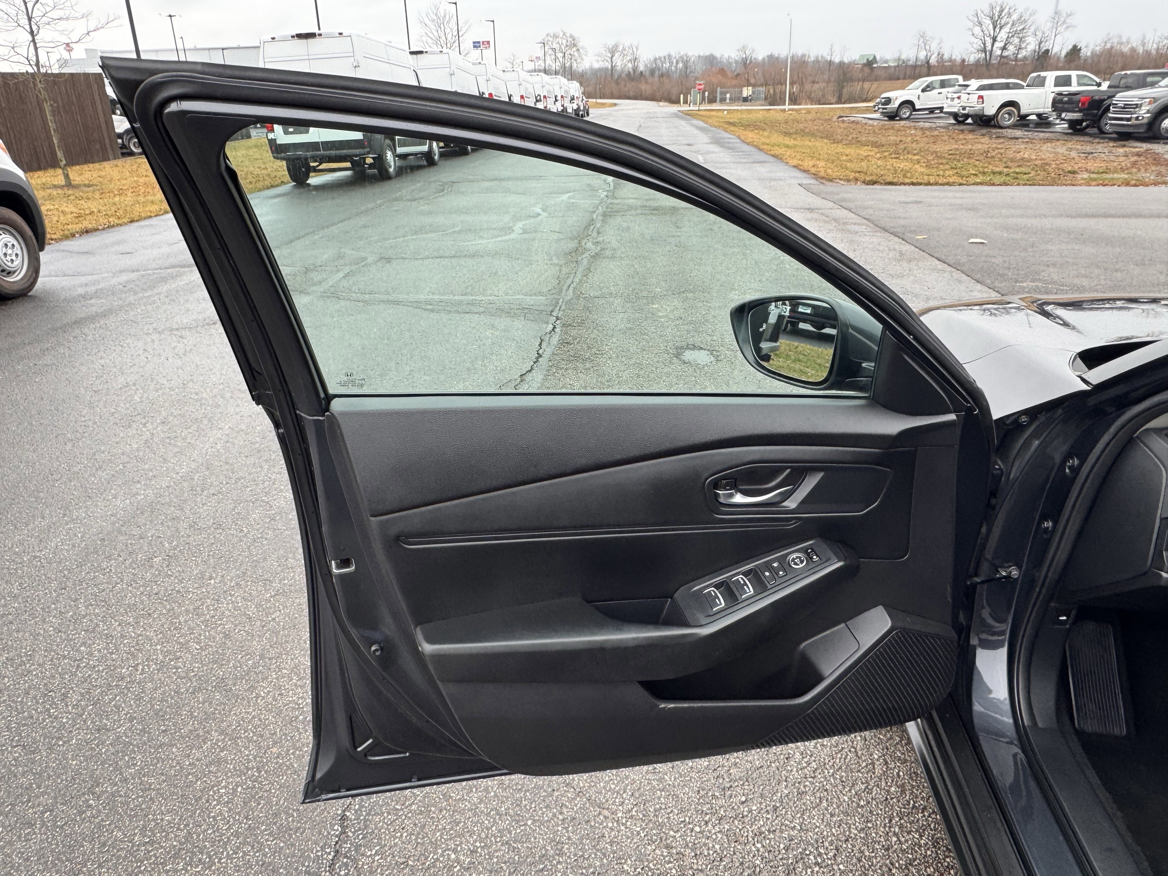 Used 2023 Honda Accord EX image 28