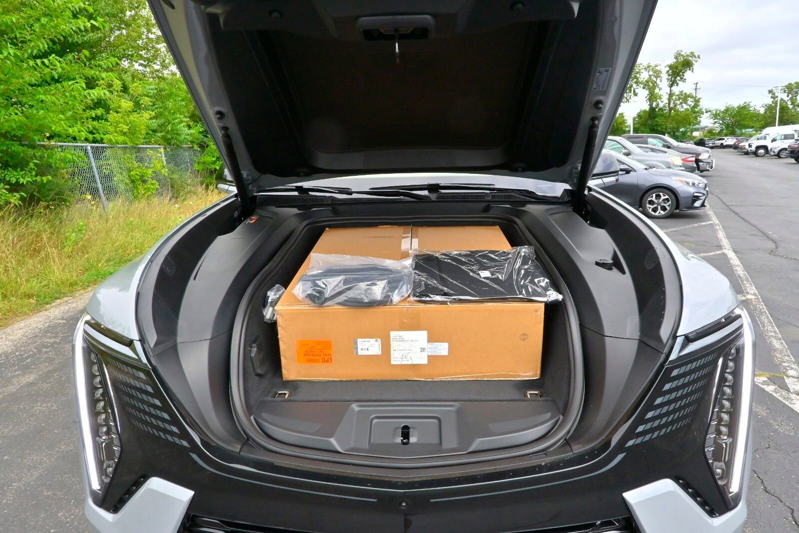 New 2026 Cadillac Escalade IQL Sport 2 image 31