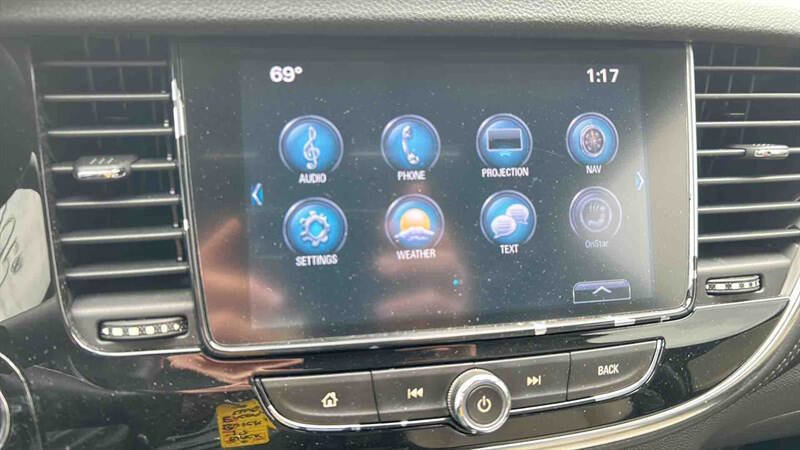 Used 2017 Buick Encore Preferred w/ Experience Buick Package FWD image 18
