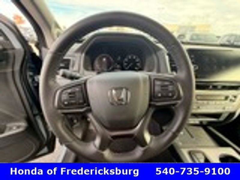 Certified 2025 Honda Ridgeline Sport image 23