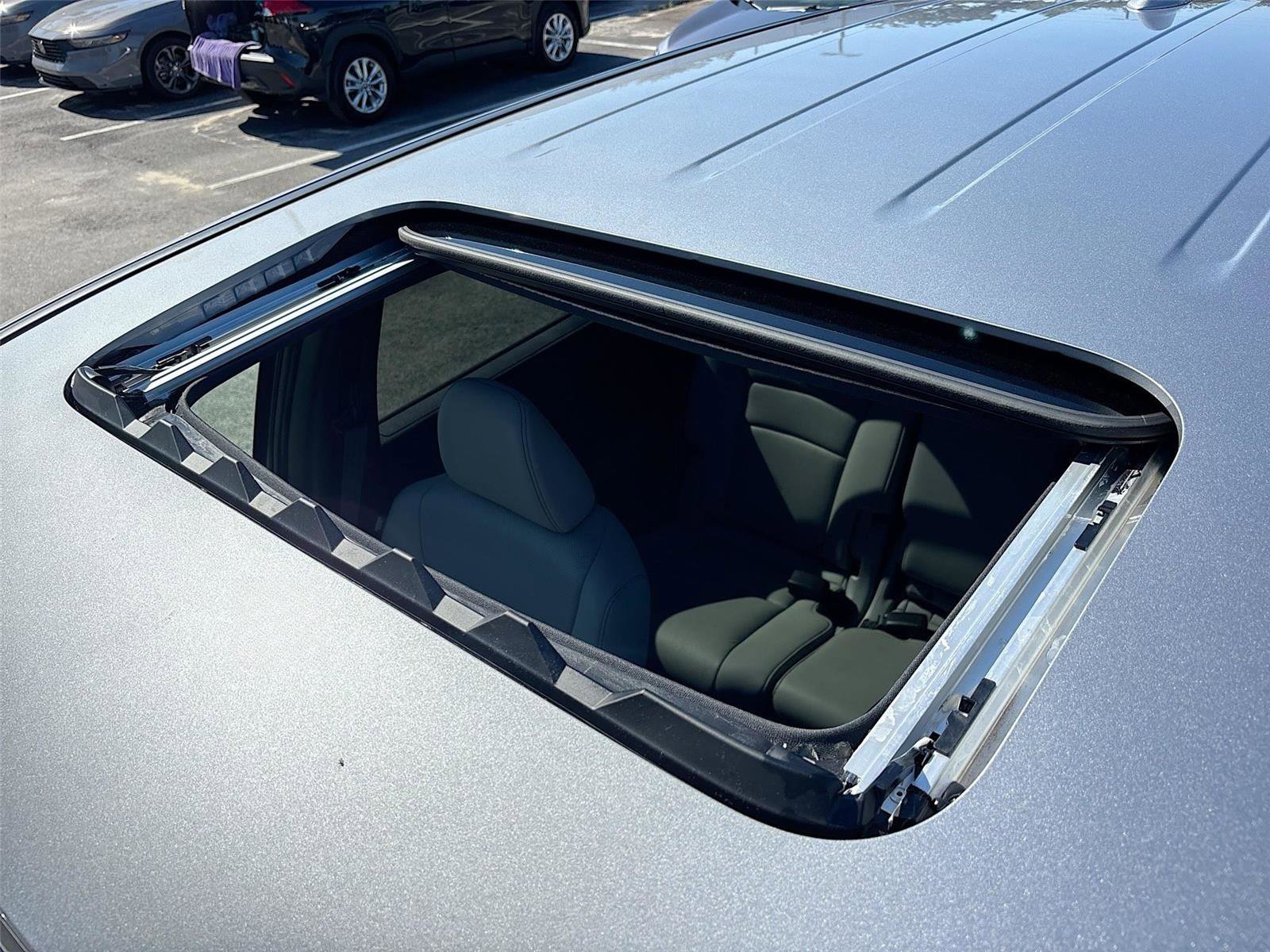 Certified 2025 Honda Passport EX-L image 26