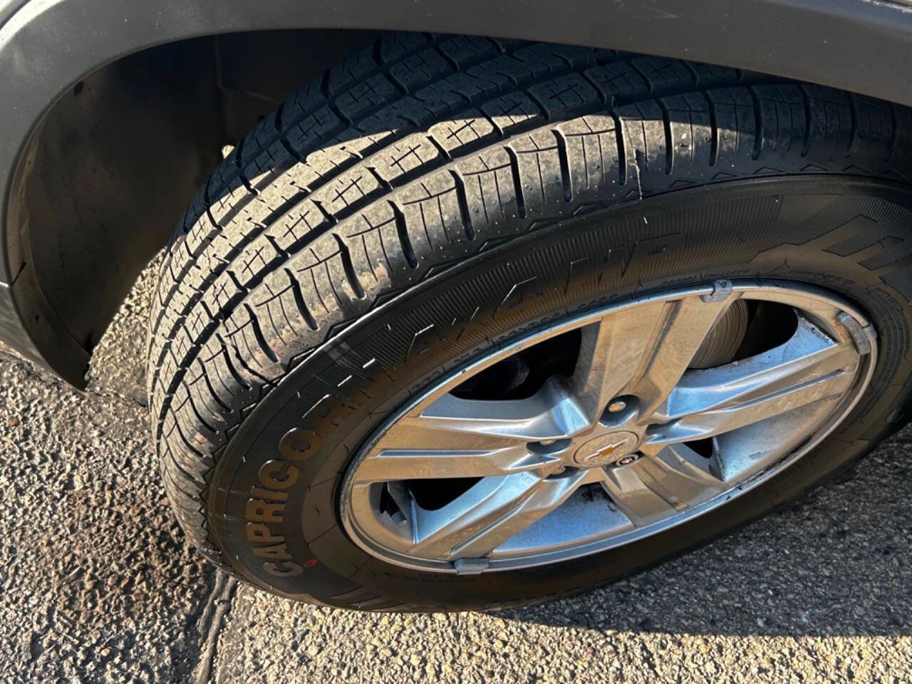 Used 2020 Chevrolet Trax LS w/ Tint and Cruise Package image 9