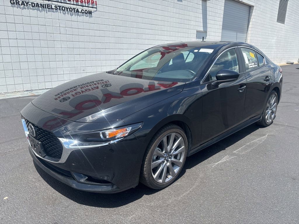 Used 2024 MAZDA MAZDA3 s FWD image 1
