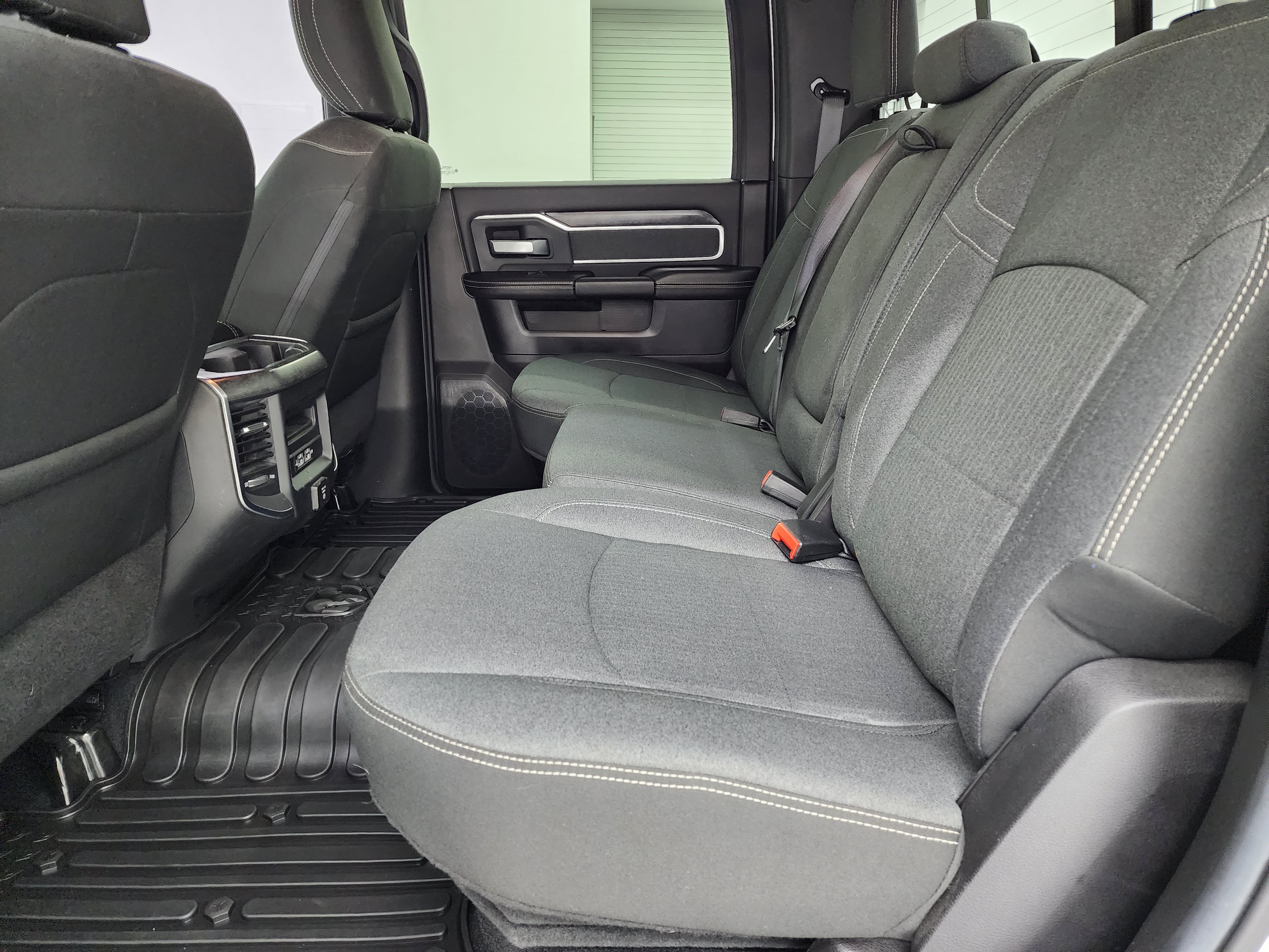 Used 2019 RAM 2500 Big Horn AWD/4WD image 9