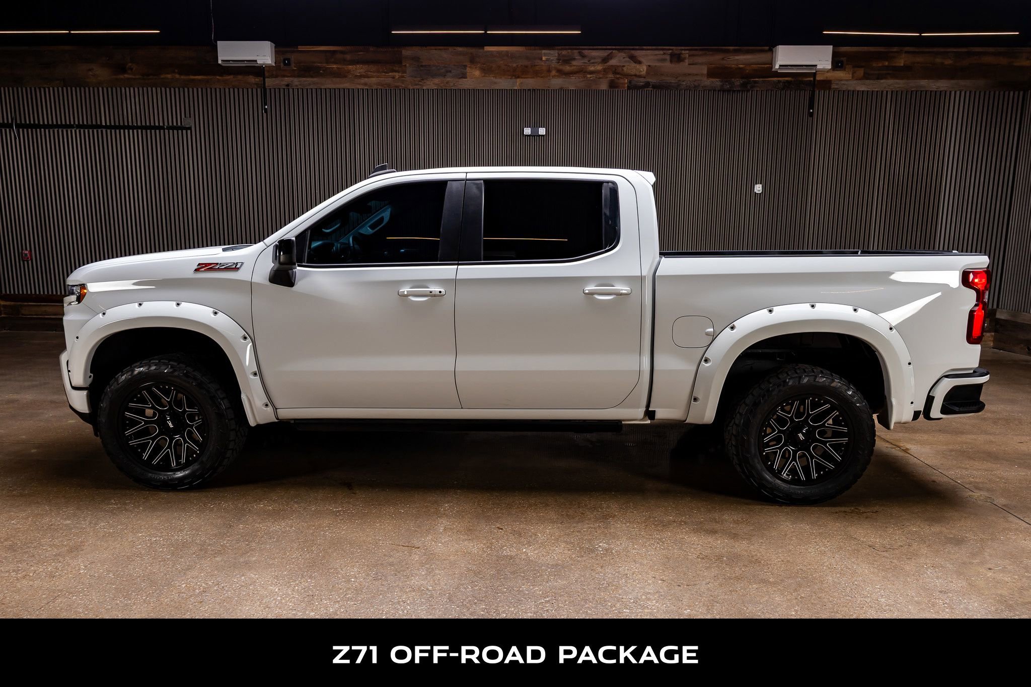 Used 2021 Chevrolet Silverado 1500 RST w/ Convenience Package II image 5