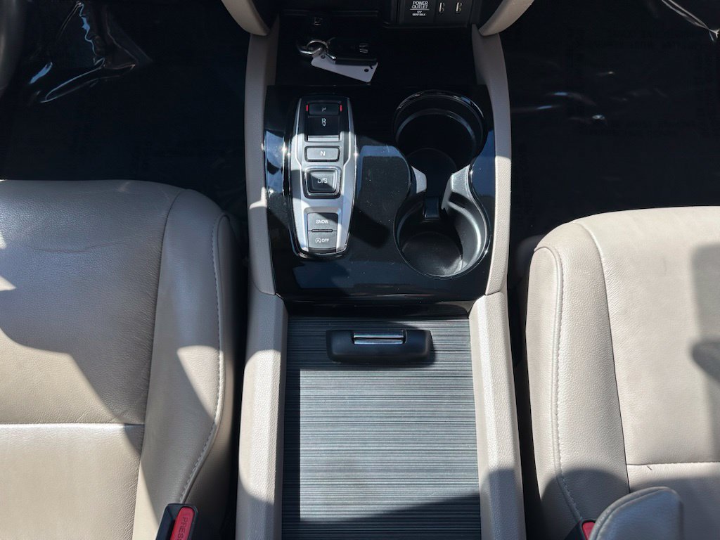 Used 2018 Honda Pilot Touring image 33