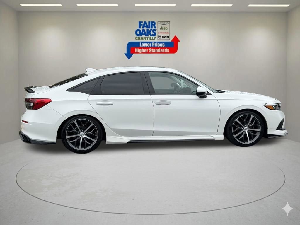 Used 2024 Honda Civic Touring image 5