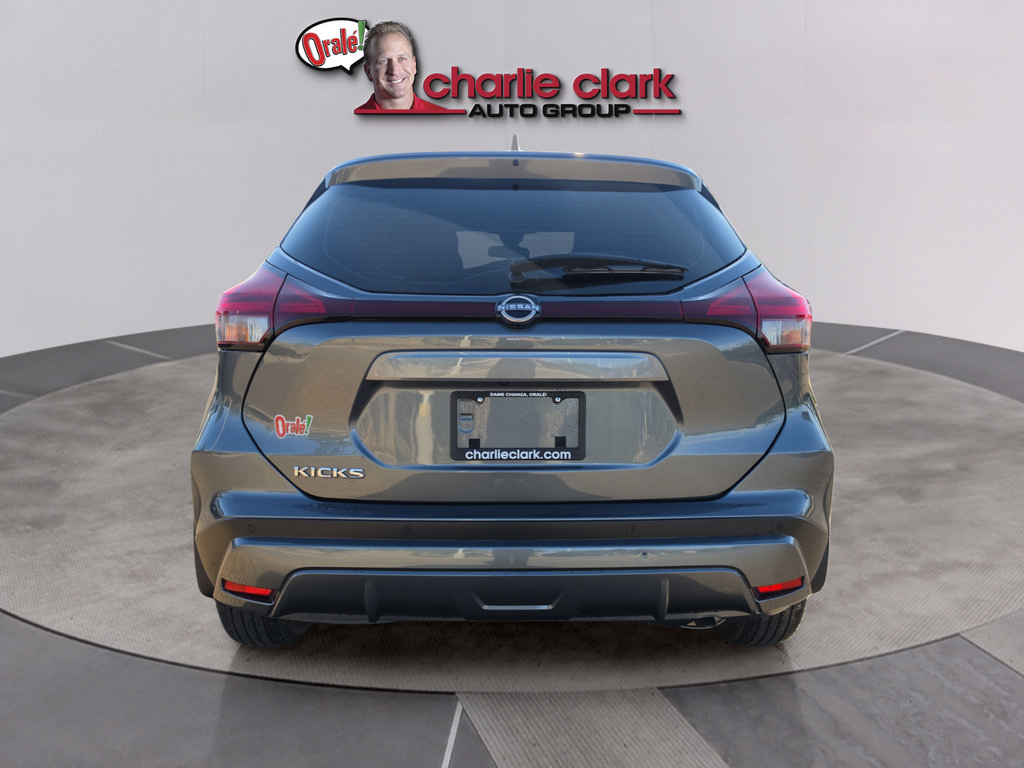 Used 2025 Nissan Kicks Play S FWD image 4