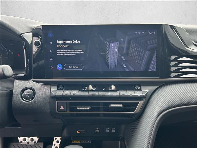 Certified 2025 Toyota Camry SE w/ Multimedia Upgrade Package FWD image 18