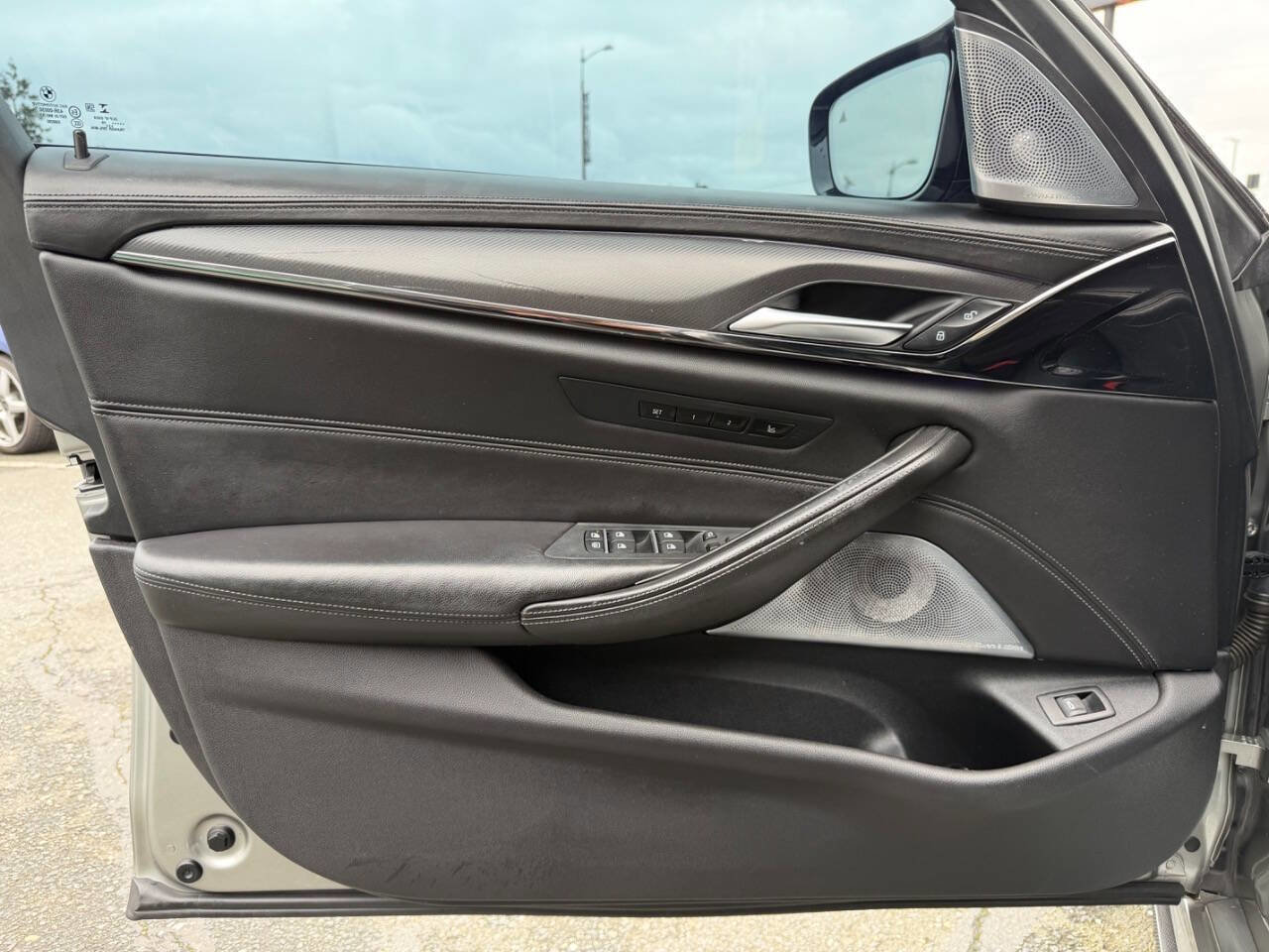 Used 2019 BMW M5 w/ Executive Package image 38
