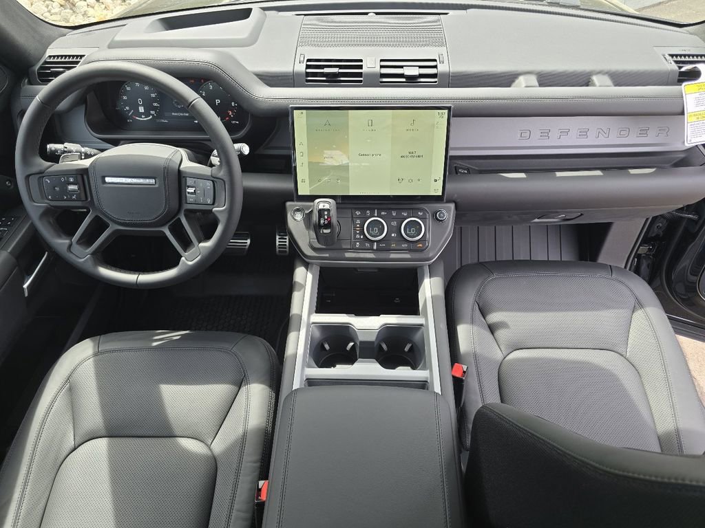 New 2026 Land Rover Defender 90 V8 AWD/4WD image 39