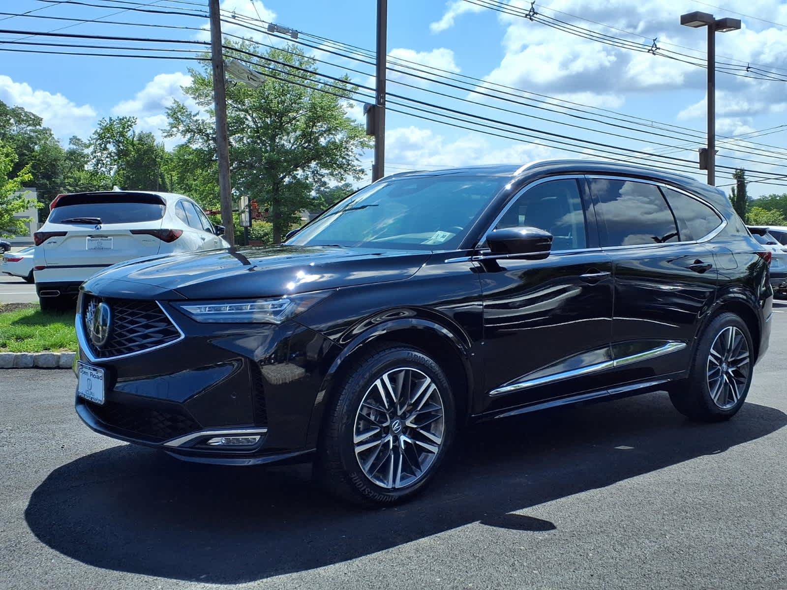 Certified 2025 Acura MDX w/ Advance Package AWD/4WD image 3