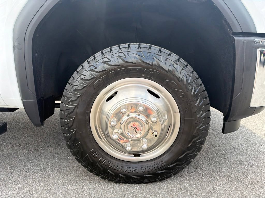 Used 2024 GMC Sierra 3500 Pro w/ Convenience Package AWD/4WD image 17
