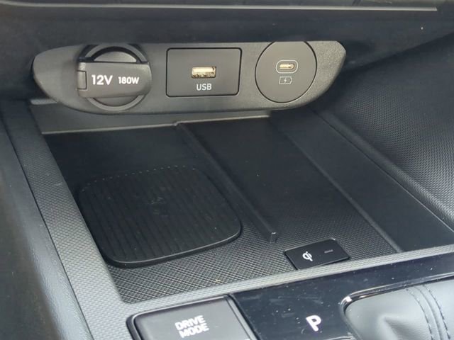 New 2025 Hyundai Elantra SEL FWD image 21