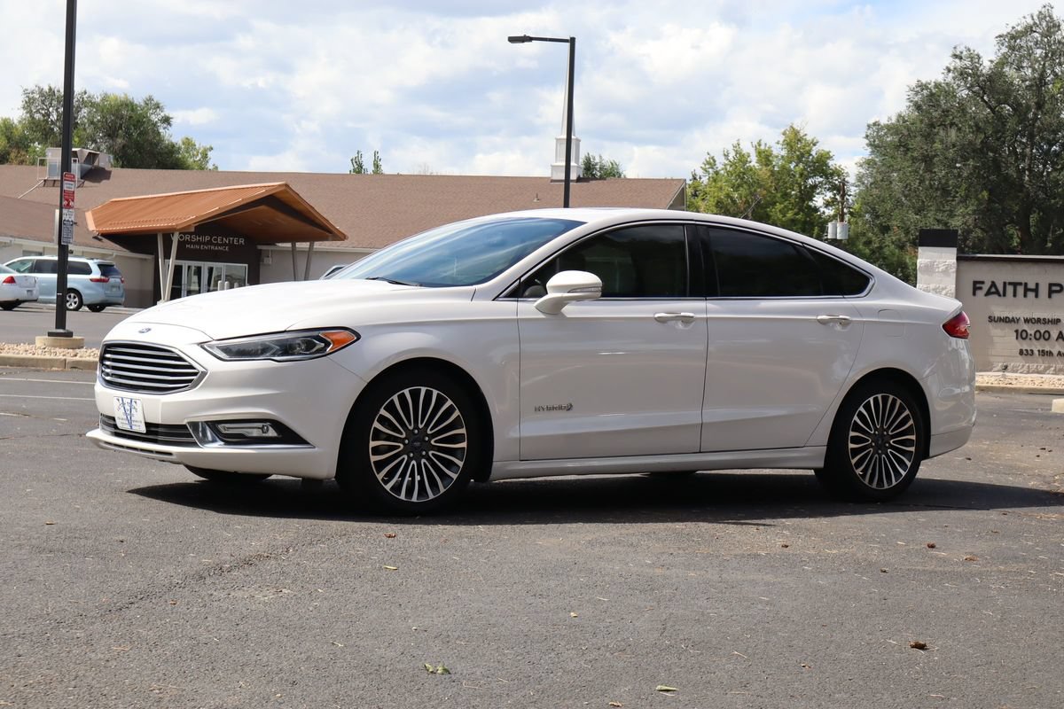 Used 2017 Ford Fusion Titanium FWD image 11