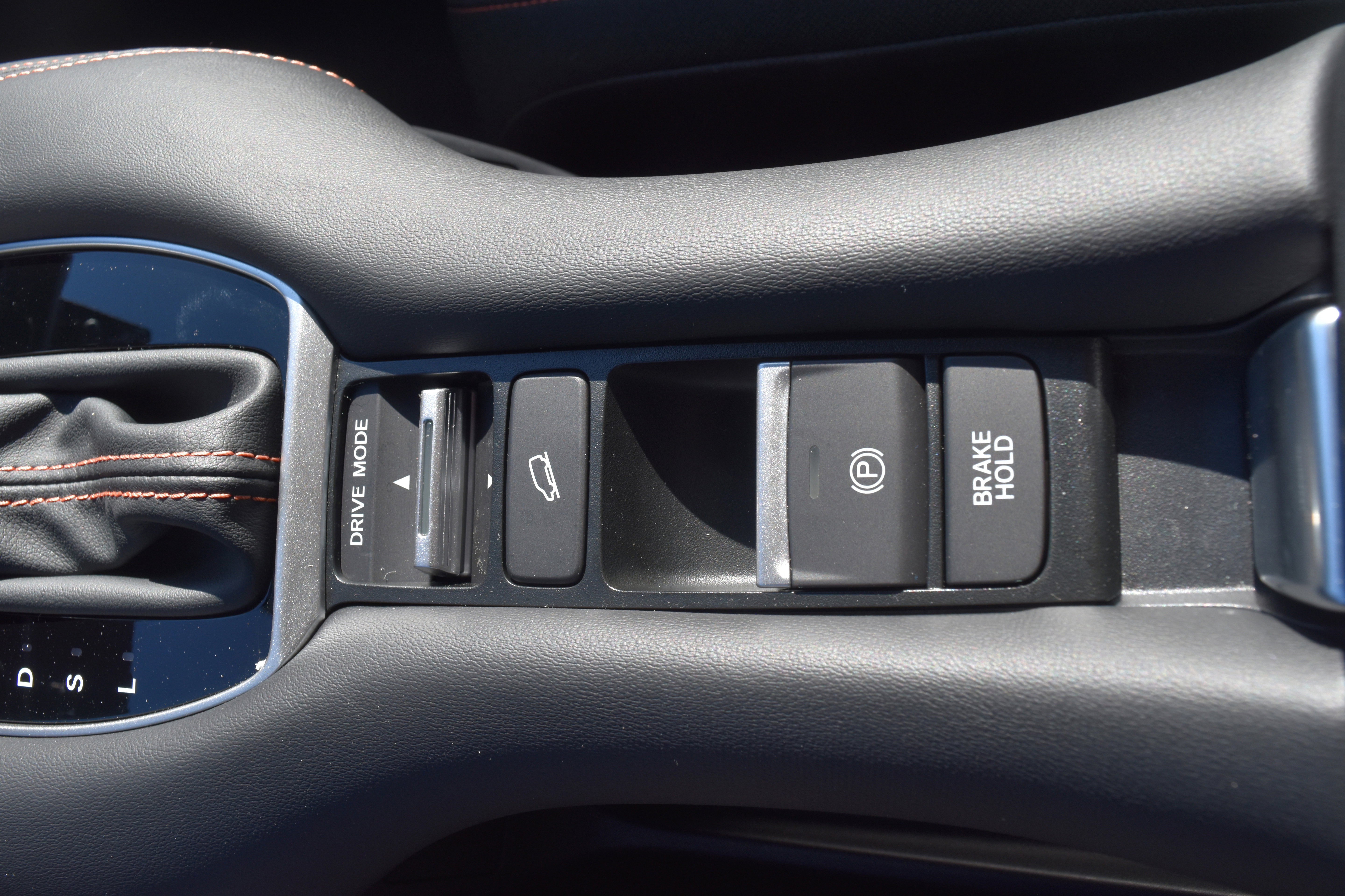 Certified 2024 Honda HR-V Sport image 23