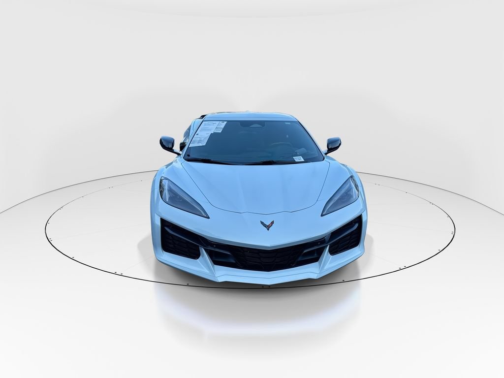 Used 2024 Chevrolet Corvette Z06 RWD image 3