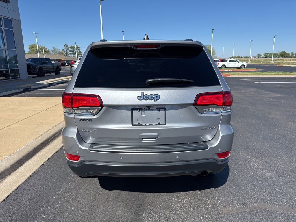 Used 2021 Jeep Grand Cherokee Laredo AWD/4WD image 5