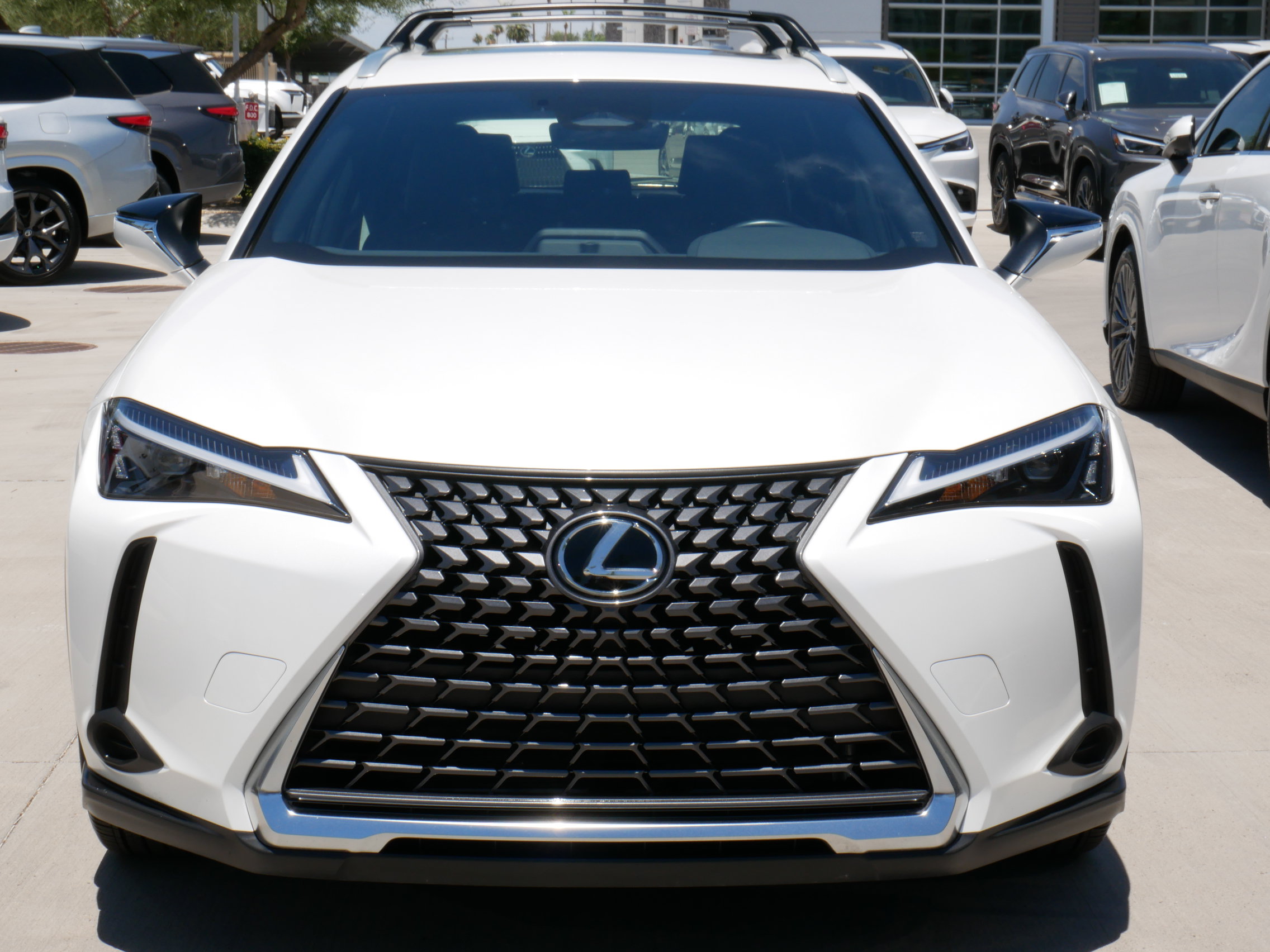 Used 2025 Lexus UX 300h FWD w/ Accessory Package (Z2) image 19