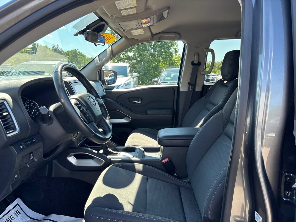 Used 2023 Nissan Frontier SV w/ SV Convenience Package AWD/4WD image 17