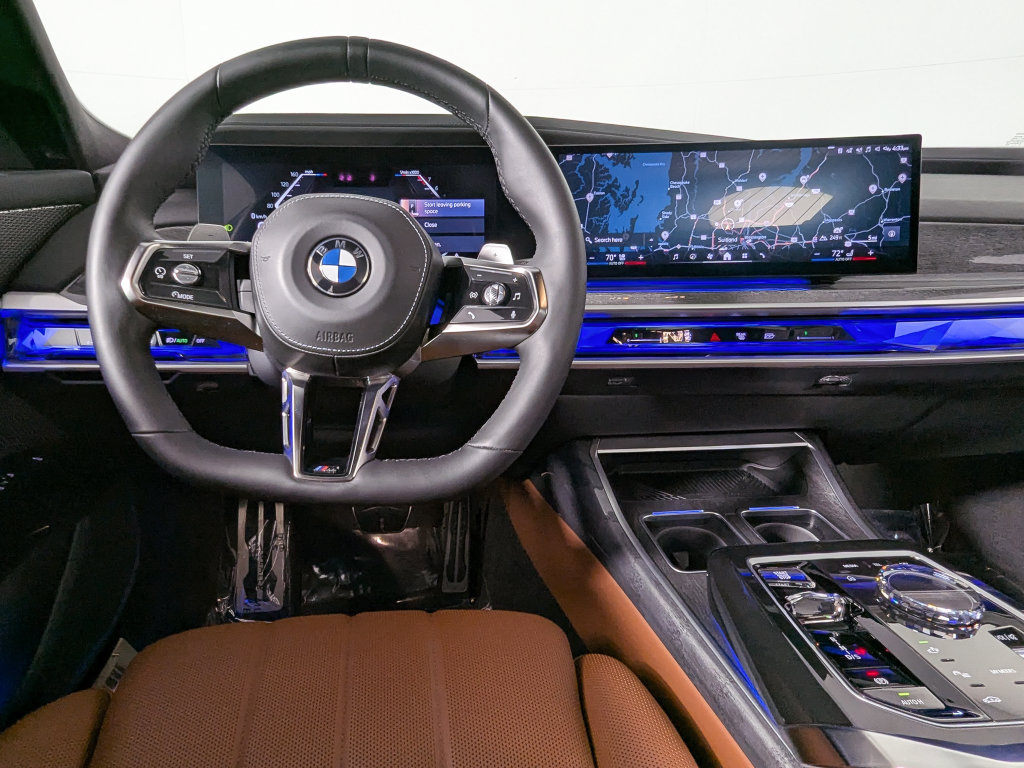 Certified 2023 BMW 740i RWD image 24