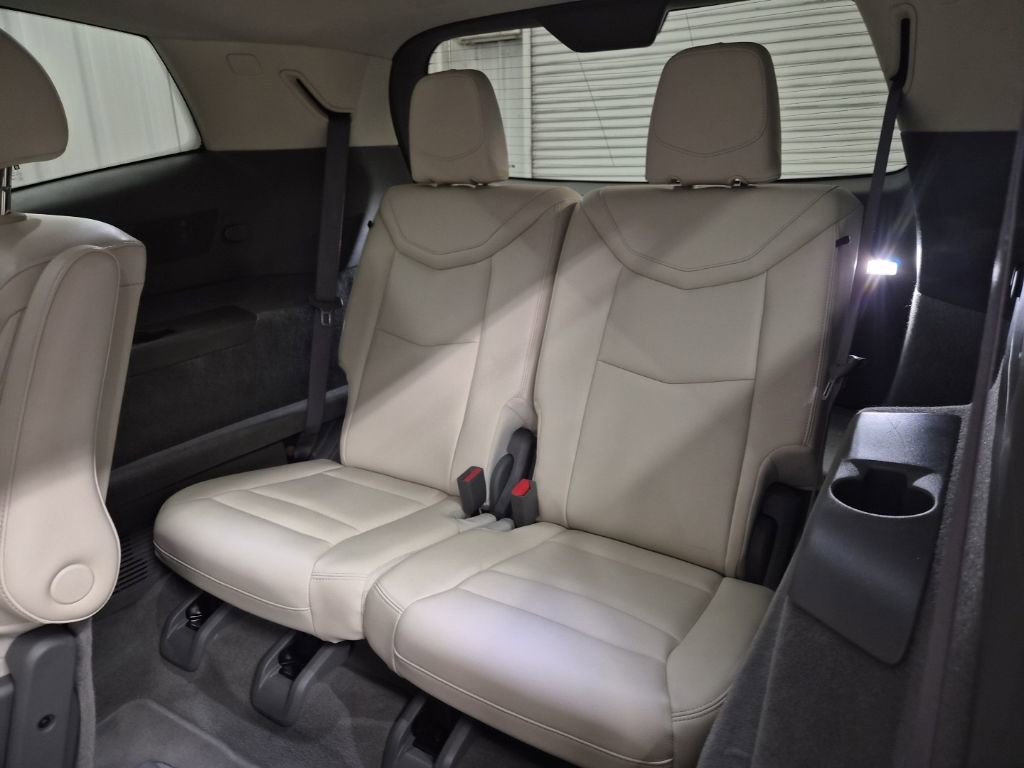 Certified 2025 Cadillac XT6 Premium Luxury image 21